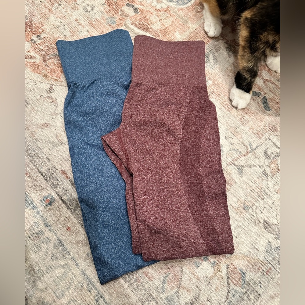 Amazon Leggings with Smile Contour